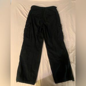 Aritzia Supply Cargo Pant in Black, Size 2